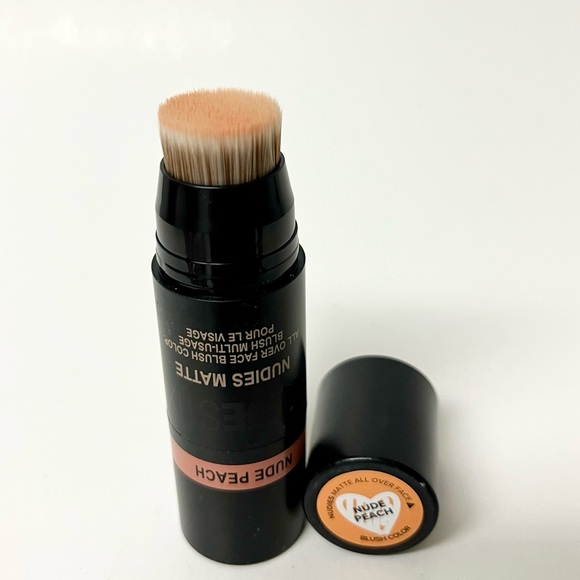 NUDESTIX
Nudies Cream Blush (Color: Nude Peach - soft peachy coral – blush) 7g - Picture 3 of 7
